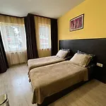 Appartement & Royal Plaza *