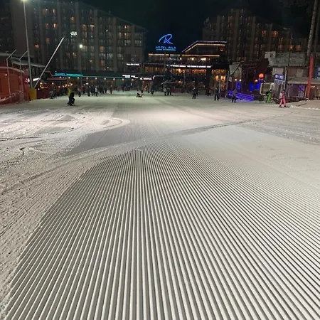 & Royal Plaza Borovets